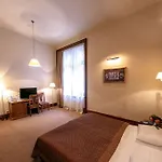 George Szálloda 3*