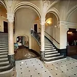 فندق جورج 3*