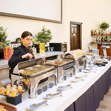 George Ξενοδοχείο 3*