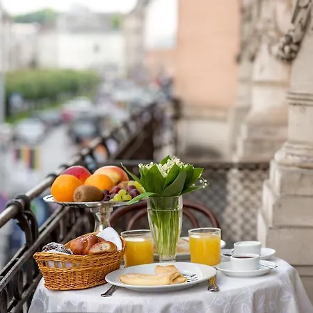 George Hotel 3*