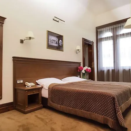 Hotel George