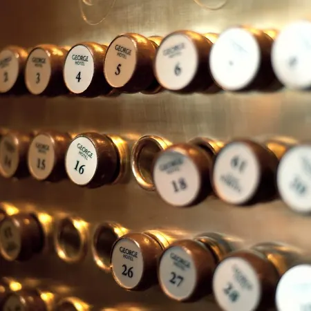 ジョージ ホテル 3*