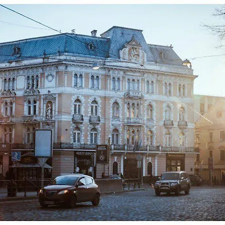 Hotel George 3*