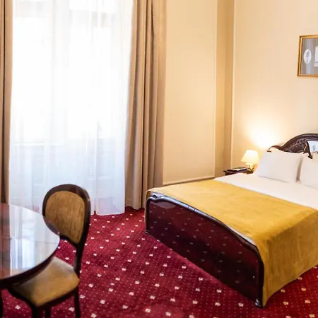 George 3* Lvov